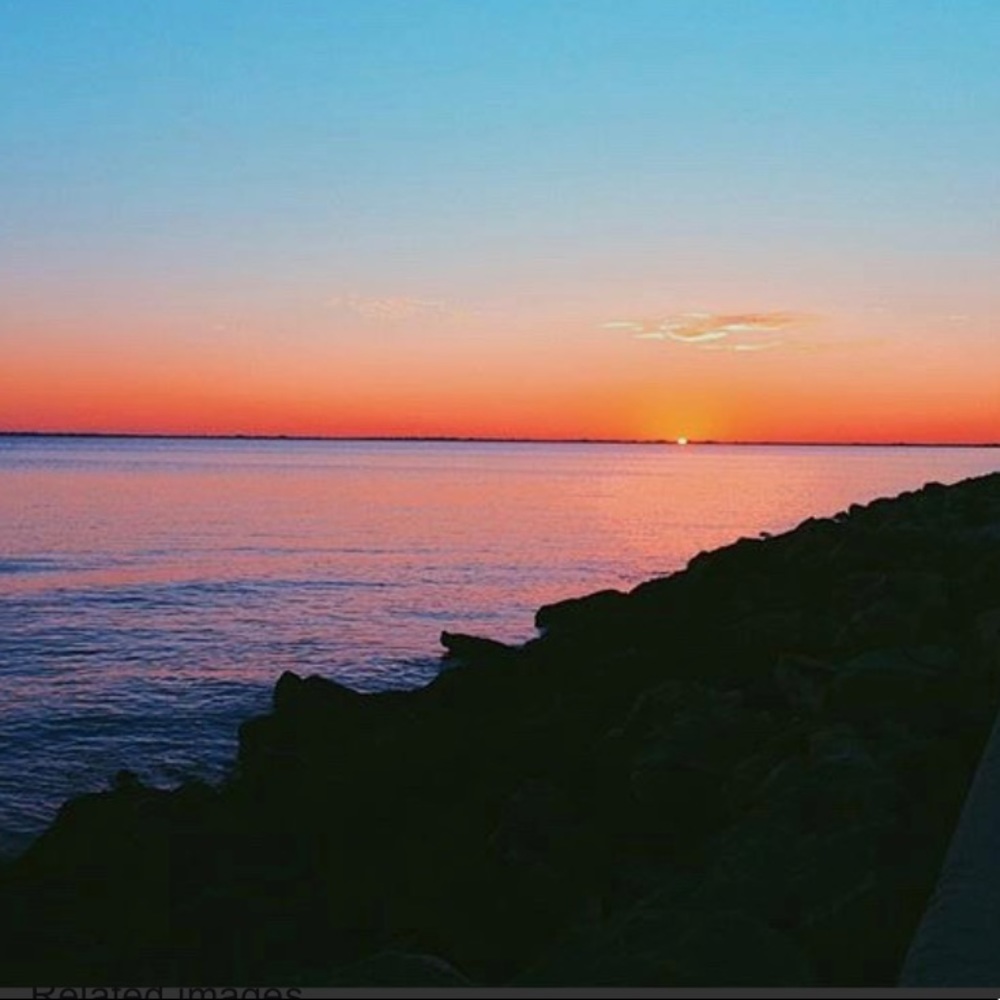 Meet your Posher, Dee